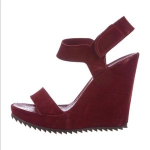 PEDRO GARCIA- 39.5 Beautiful Red suede sandals